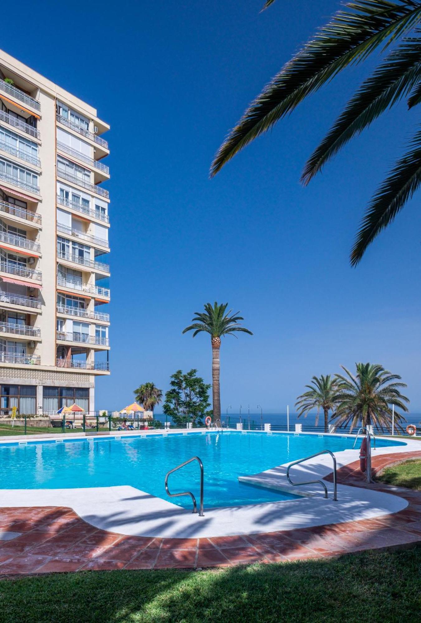 Fabuloso Apartamento Con Increibles Vistas Al Mar Torremolinos Kültér fotó